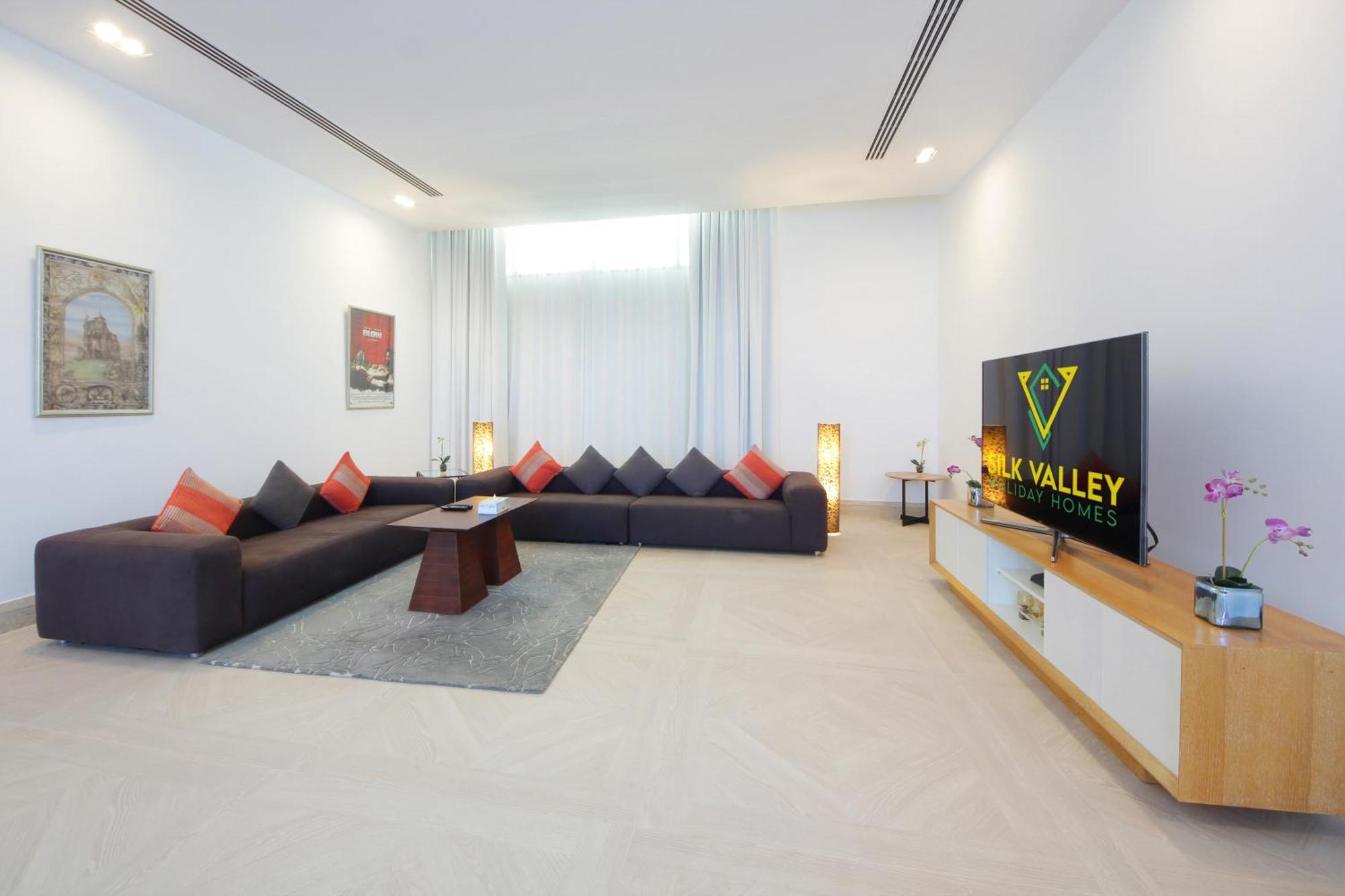 Silk Valley - Grand 6-Bedroom Beach Front Villa Abu Dhabi Luaran gambar